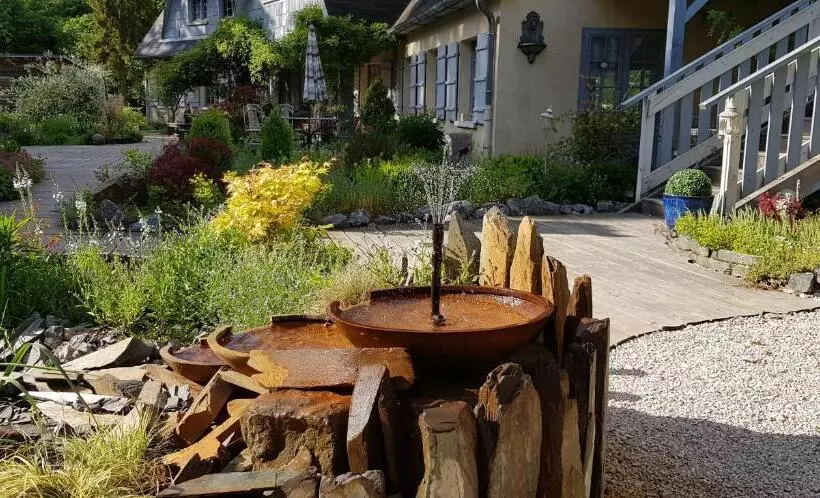 Aamiaismajoitus (B&B) Le Jardin De Saint Jean