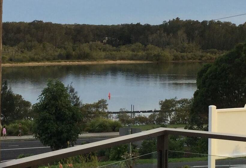 مبيت وإفطار Riverside Rest Nambucca Heads