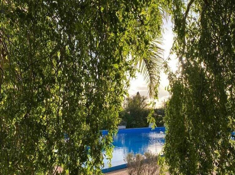 Complejo Turistico Flores Hotel De Campo