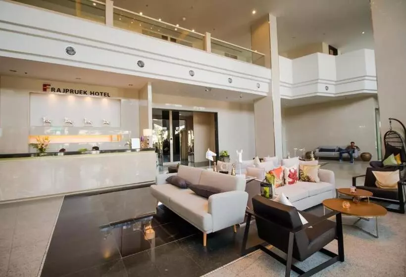 Fortune Hotel Korat  Sha Plus