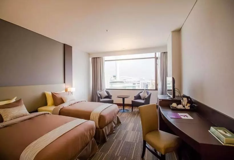Fortune Hotel Korat  Sha Plus