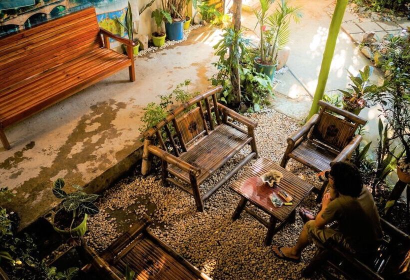 בית מלון כפרי Aleston Secret