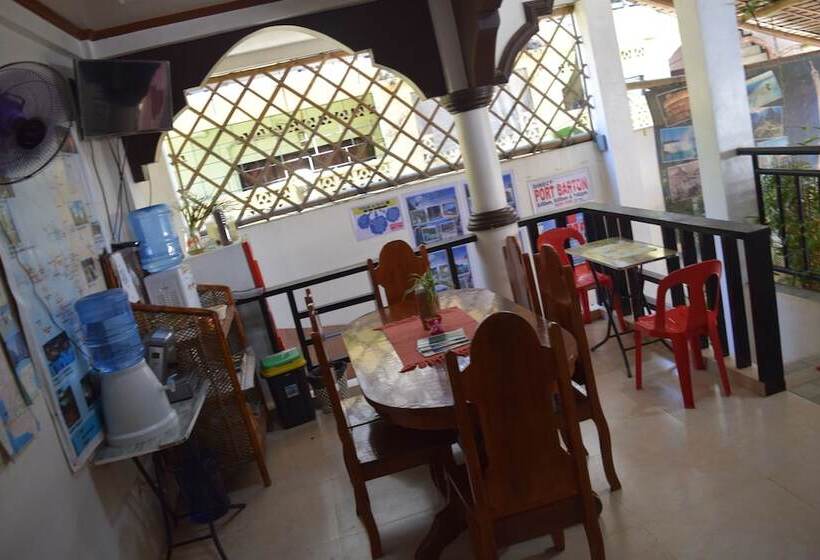 בית מלון כפרי Aleston Secret