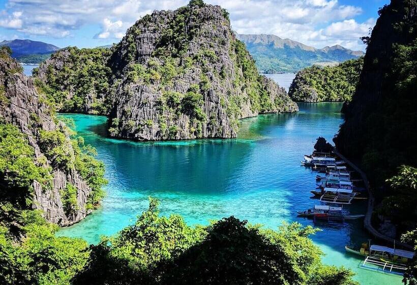 בית מלון כפרי Aleston Secret