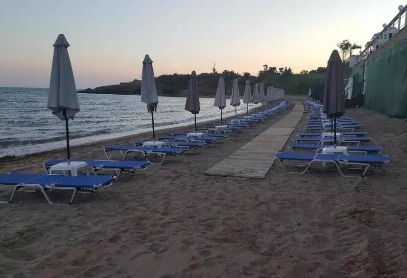 Otel Aphroditi Island Park