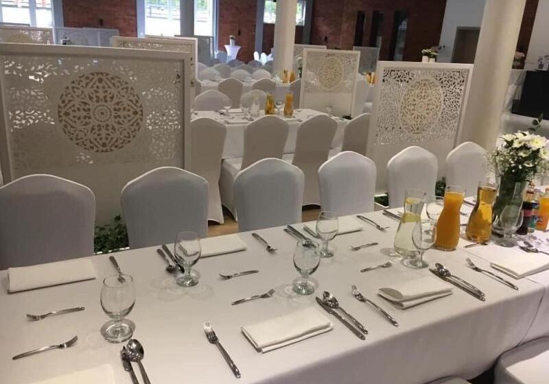 בית מלון כפרי Falcon