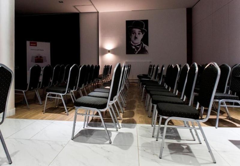 בית מלון כפרי Falcon