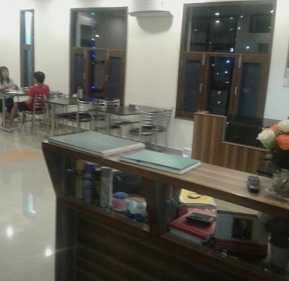 هتل Golden Palace