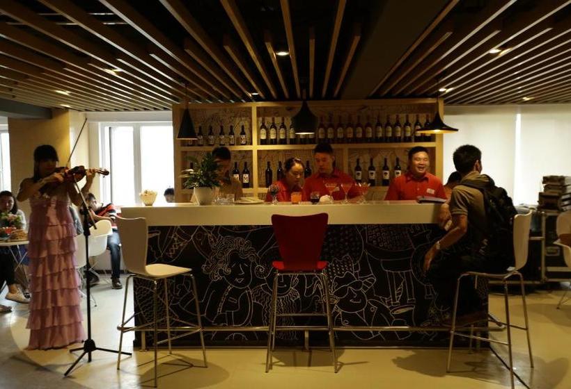 Hotel Ibis Chengdu West Jingcui Road