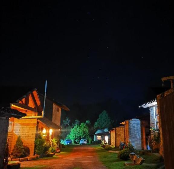 هتل Luchita Mia Eco Cabañas Boutique