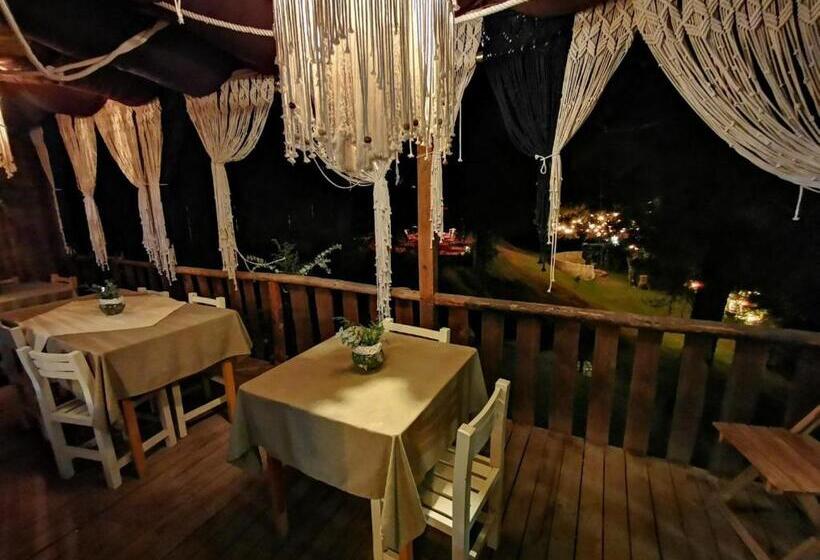 هتل Luchita Mia Eco Cabañas Boutique