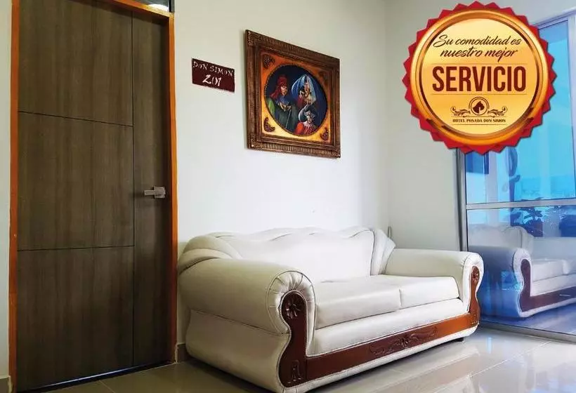 ホテル Simón Plaza