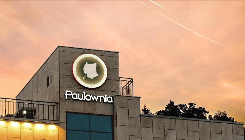 Paulownia Hostel & Guest House