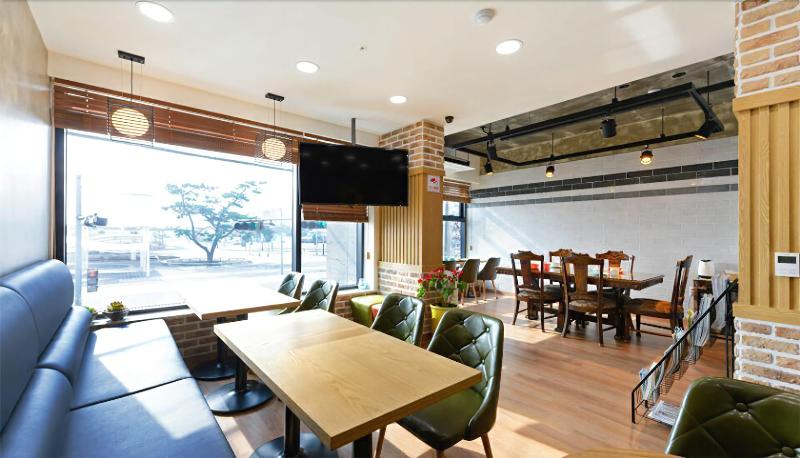 Paulownia Hostel & Guest House