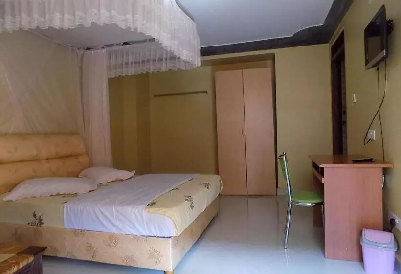 Tik Hotel Hoima