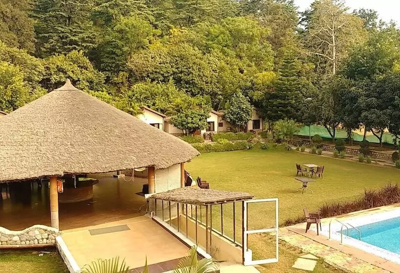 Clarissa Resort