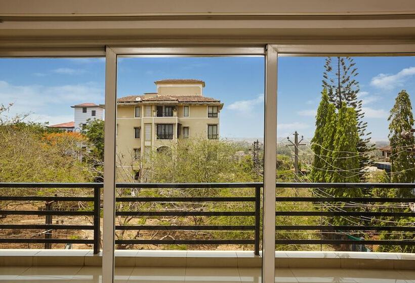 Hotel Highland Homes Budget