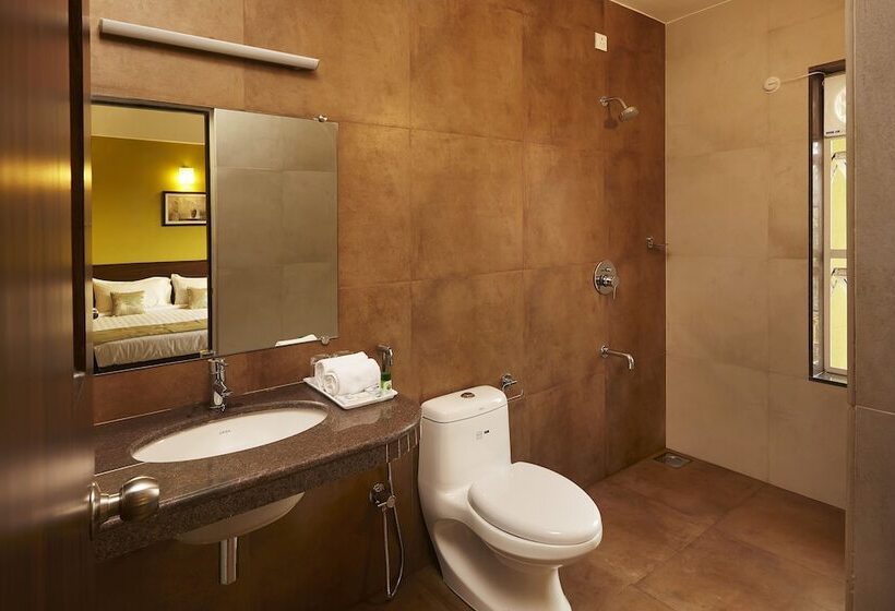 Hotel Highland Homes Budget