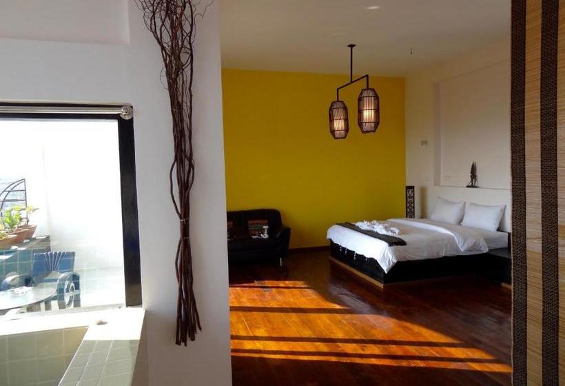 هتل Kumudra Hill  Mountain View