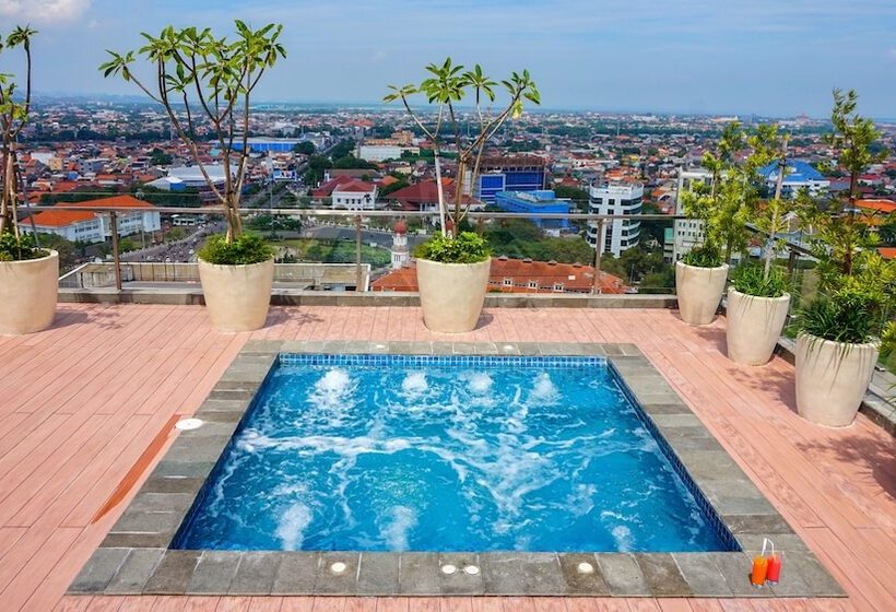 Louis Kienne Hotel Pandanaran