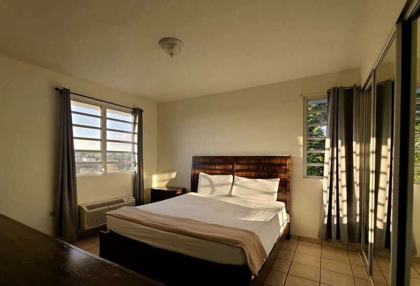 هتل West Coast Inn S