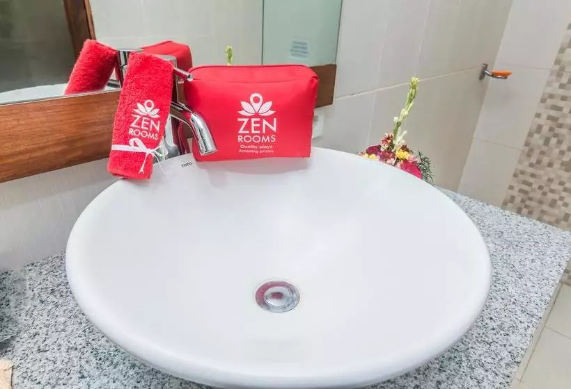 ホテル Zen Rooms Ubud Sukma Tebesaya