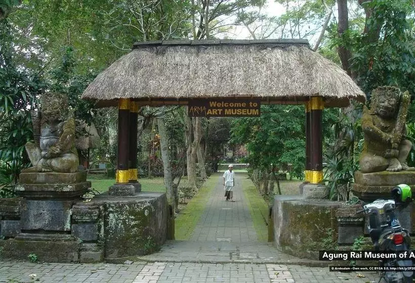 ホテル Zen Rooms Ubud Sukma Tebesaya