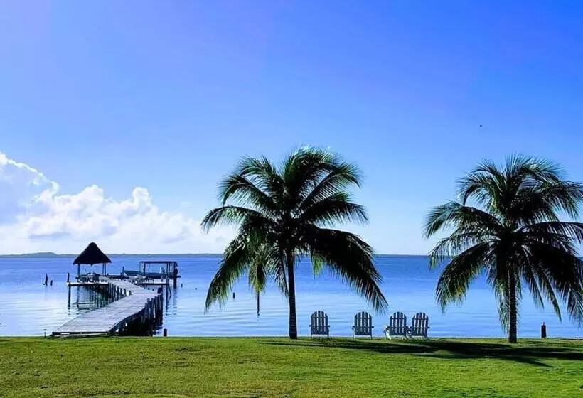 Tilt Ta Dock Resort Belize