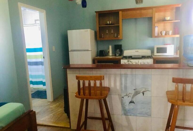 Tilt Ta Dock Resort Belize