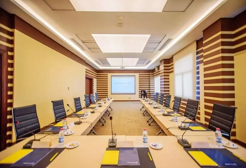 هتل Golden Tulip Le Diplomate