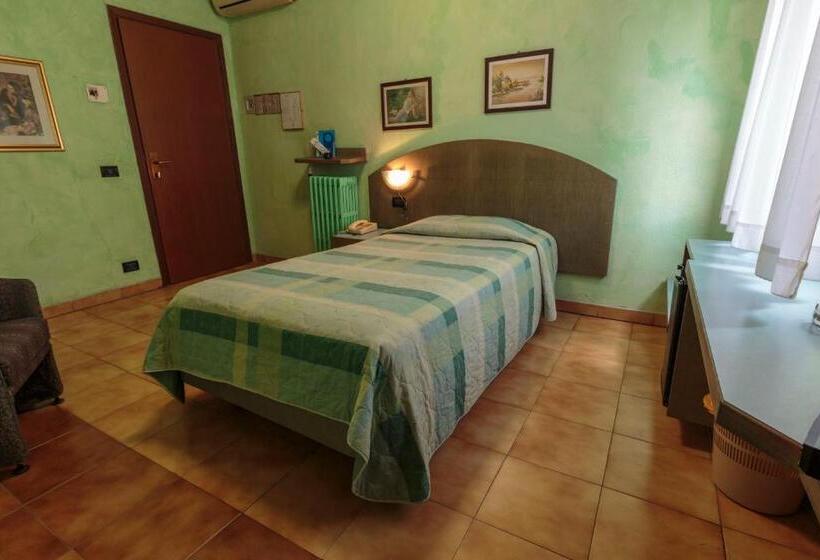 ホテル Il Telegrafo