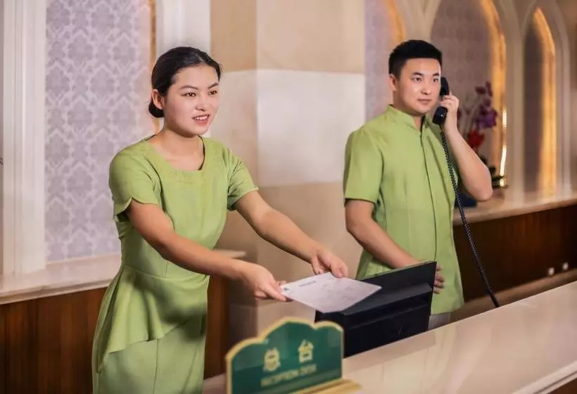 هتل Malanhua Holiday  Sanya