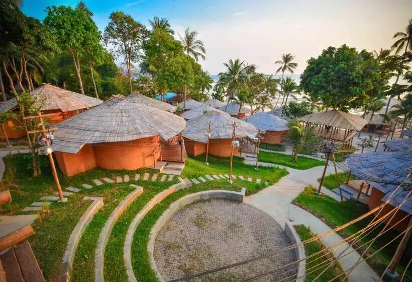 Lomakeskus The Mud   Eco