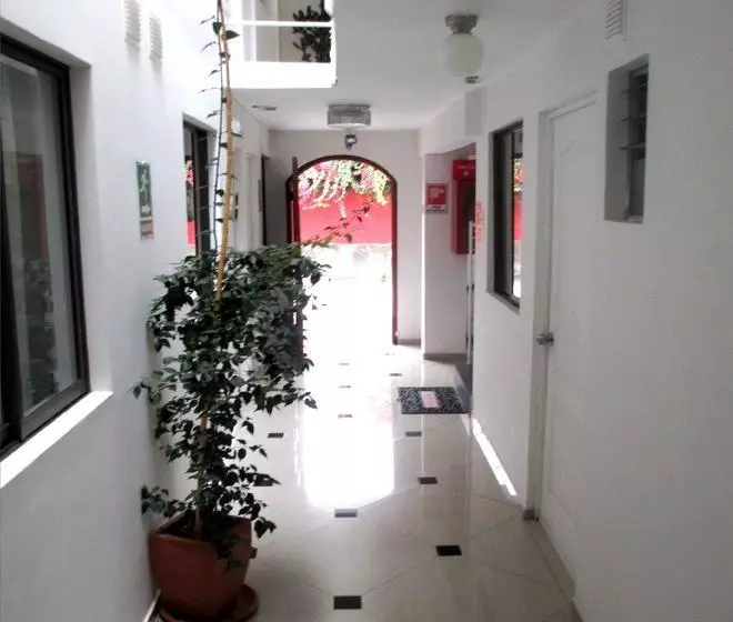 تختخواب و صبحانه Guest Home Valto & Ziron