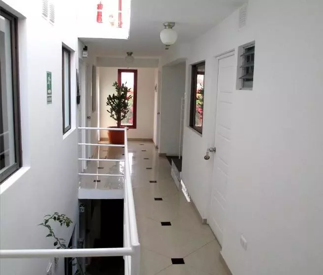 تختخواب و صبحانه Guest Home Valto & Ziron