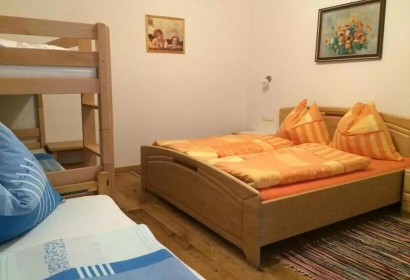 Aamiaismajoitus (B&B) Trixlhof