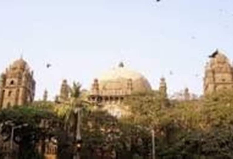 هتل A. K. International