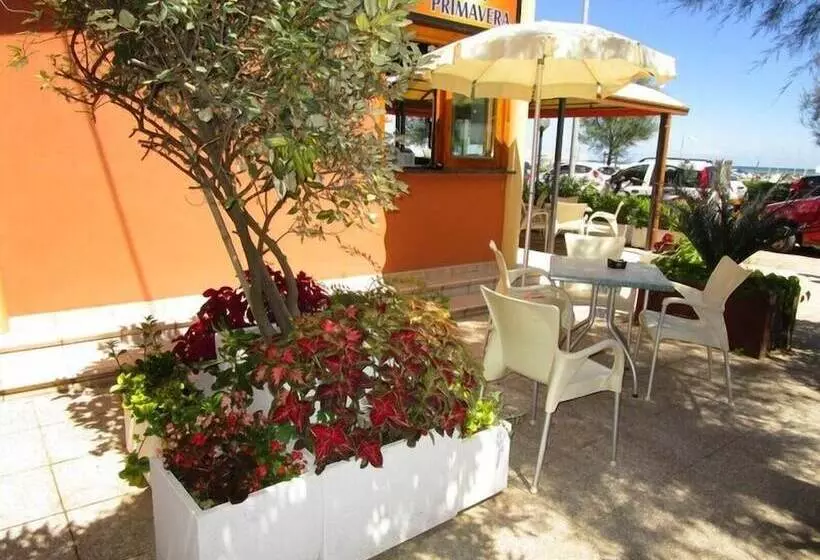 Hotelli Albergo Primavera