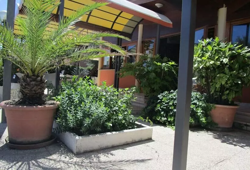 Hotelli Albergo Primavera