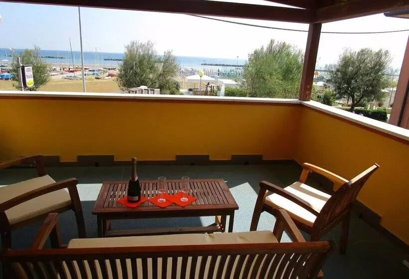 Hotelli Albergo Primavera