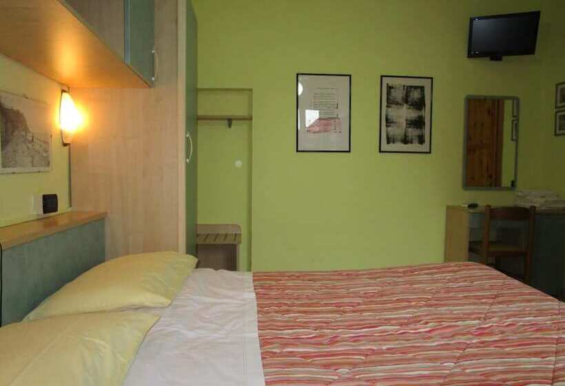 فندق Albergo Primavera