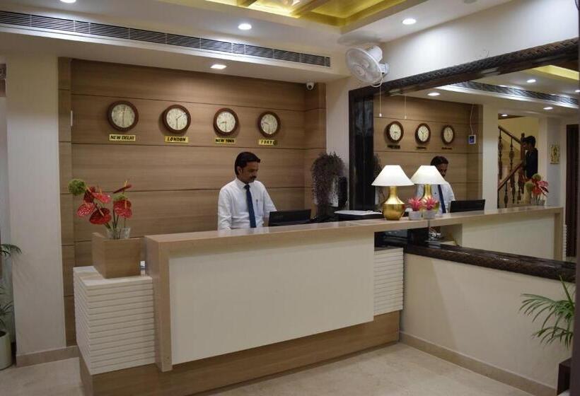 Hotelli De Bougainvilla