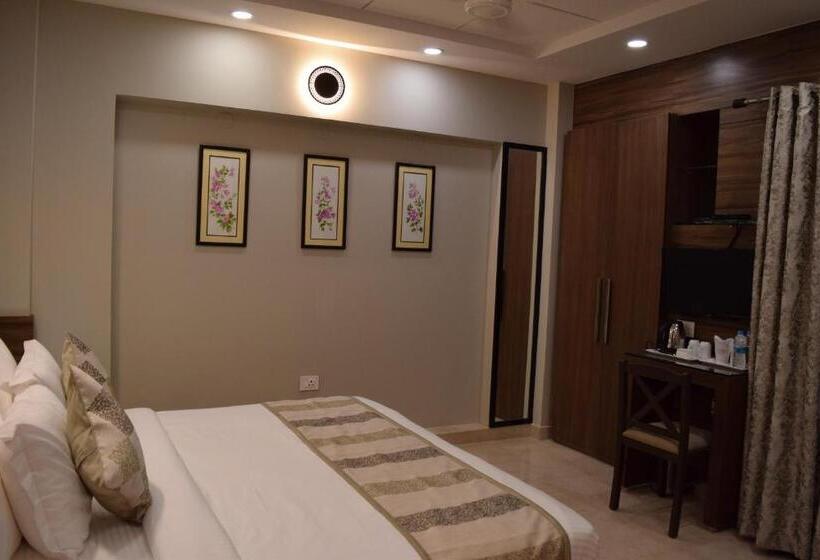 Hotelli De Bougainvilla