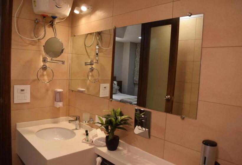 Hotelli De Bougainvilla