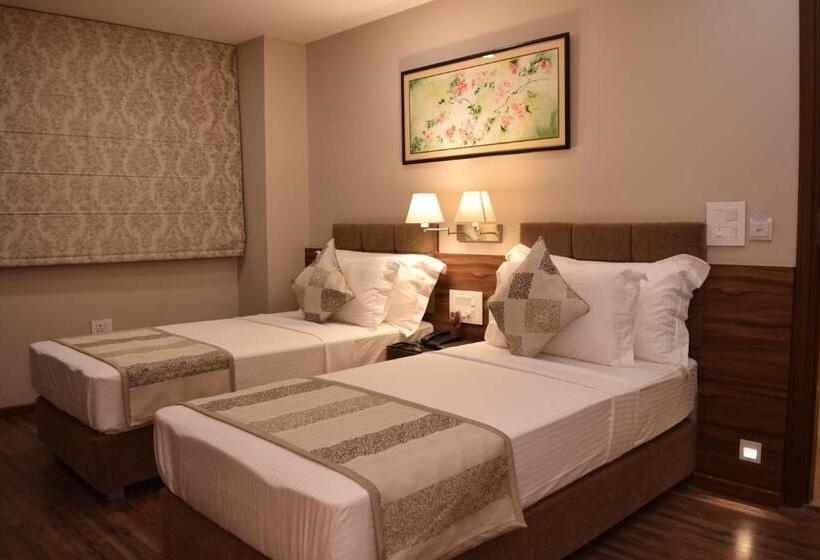 Hotelli De Bougainvilla