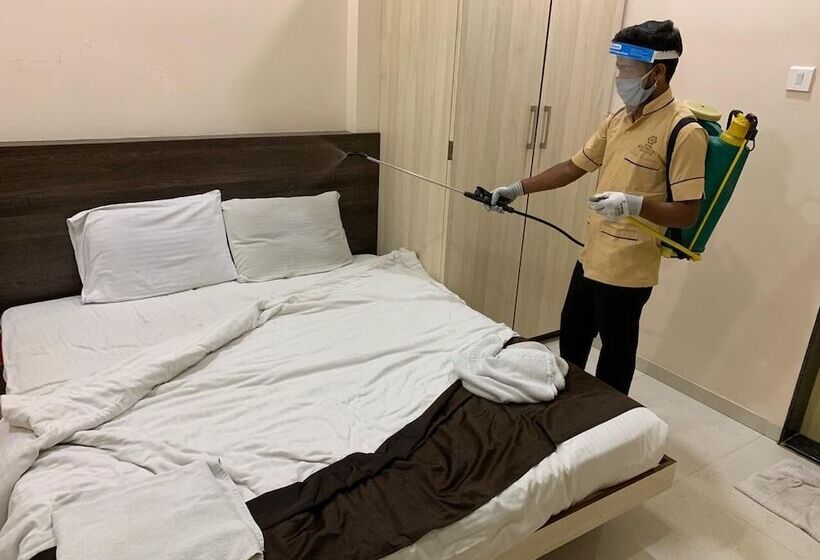 酒店 Madhuri Executive