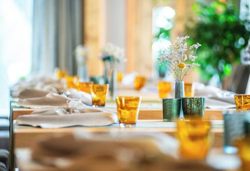 בית מלון כפרי Montchalet