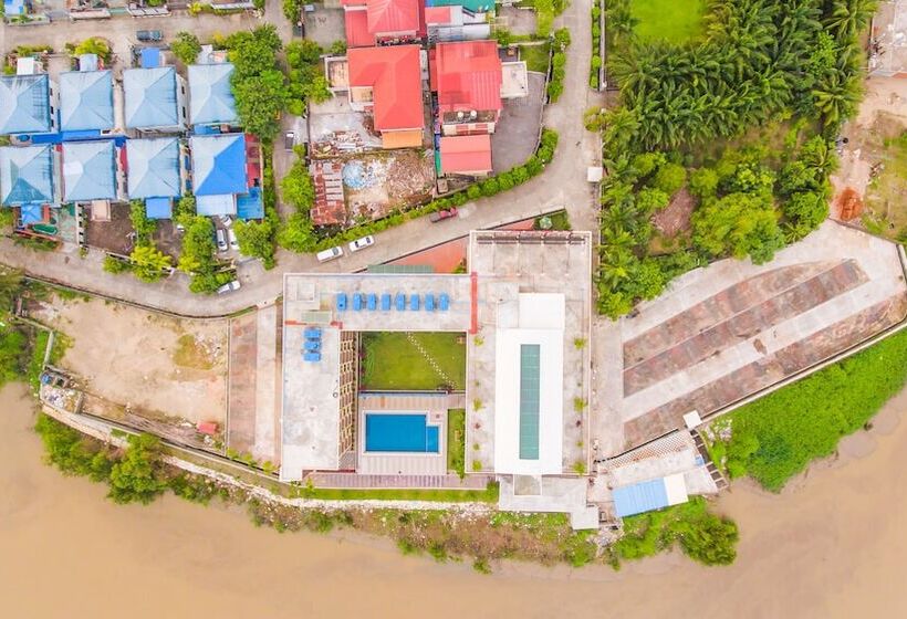 هتل Sincere Smile Yangon