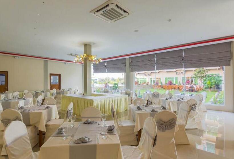 هتل Sincere Smile Yangon