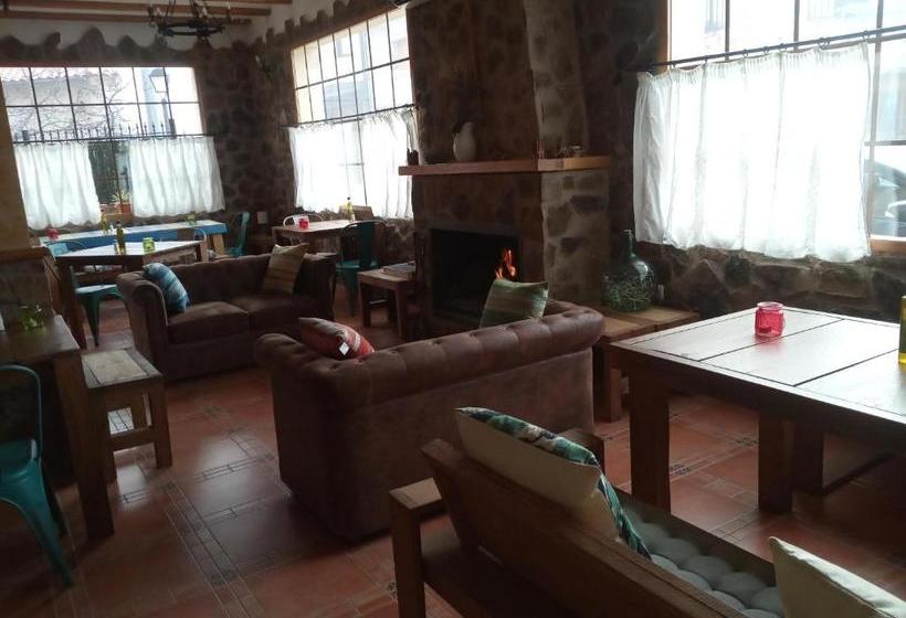 ベッドアンドブレックファースト La Rueda